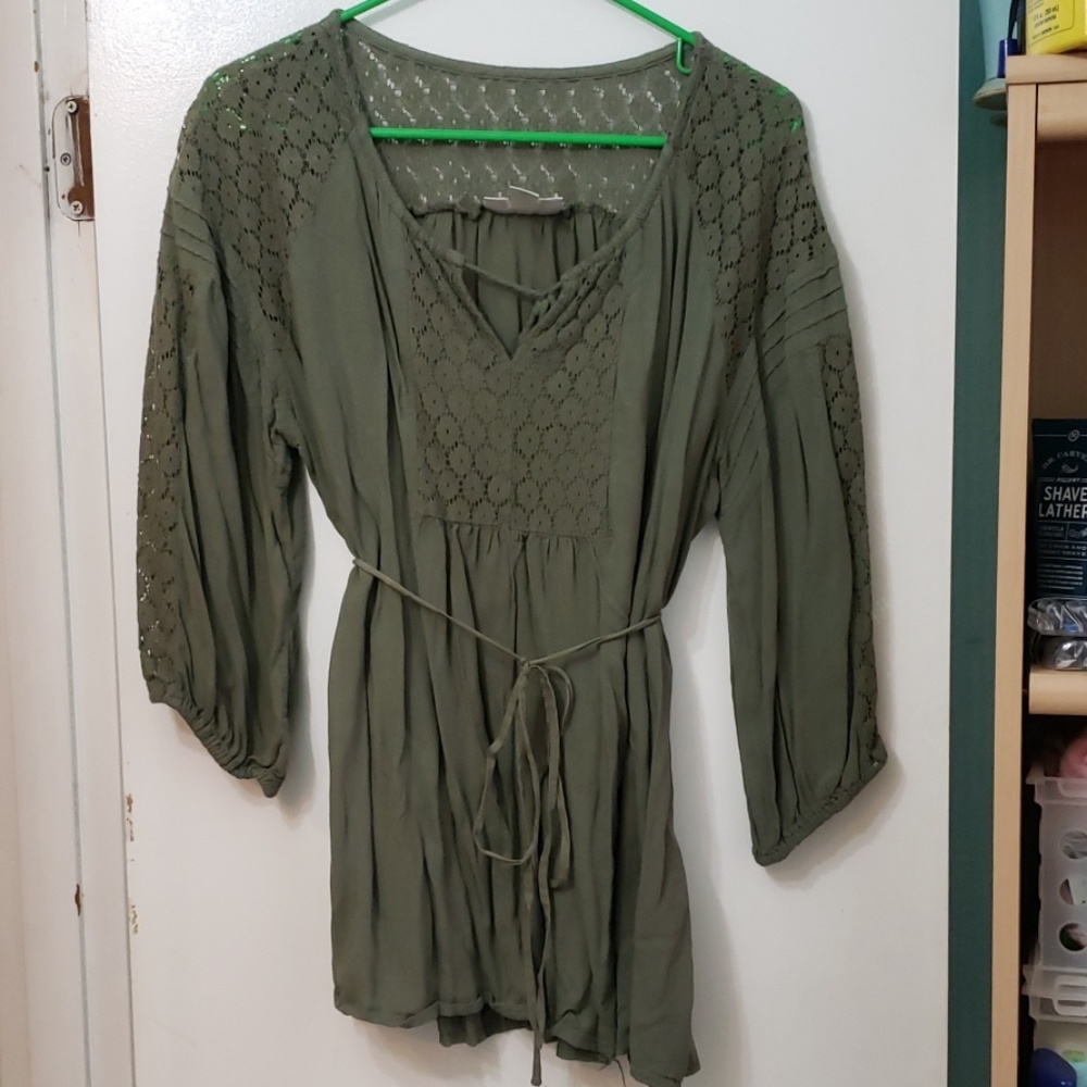 Motherhood Maternity green top